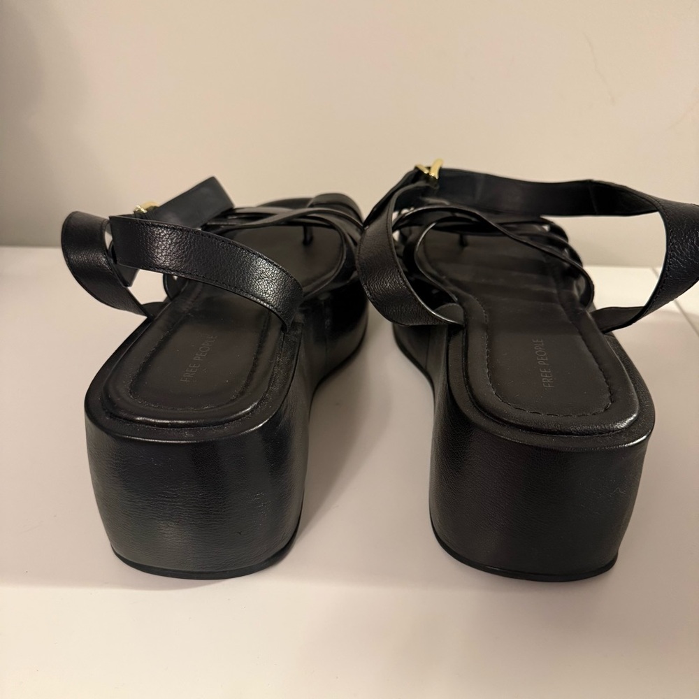FREE PEOPLE HAZEL FLATFORM SANDALS - Picture 9 of 10